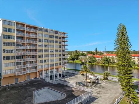 2025 NE 164th Street North Miami Beach FL 33162