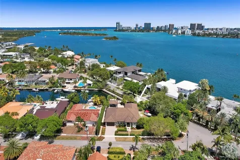 13015 Biscayne Island Terrace North Miami FL 33181