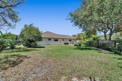 13015 Biscayne Island Terrace North Miami FL 33181