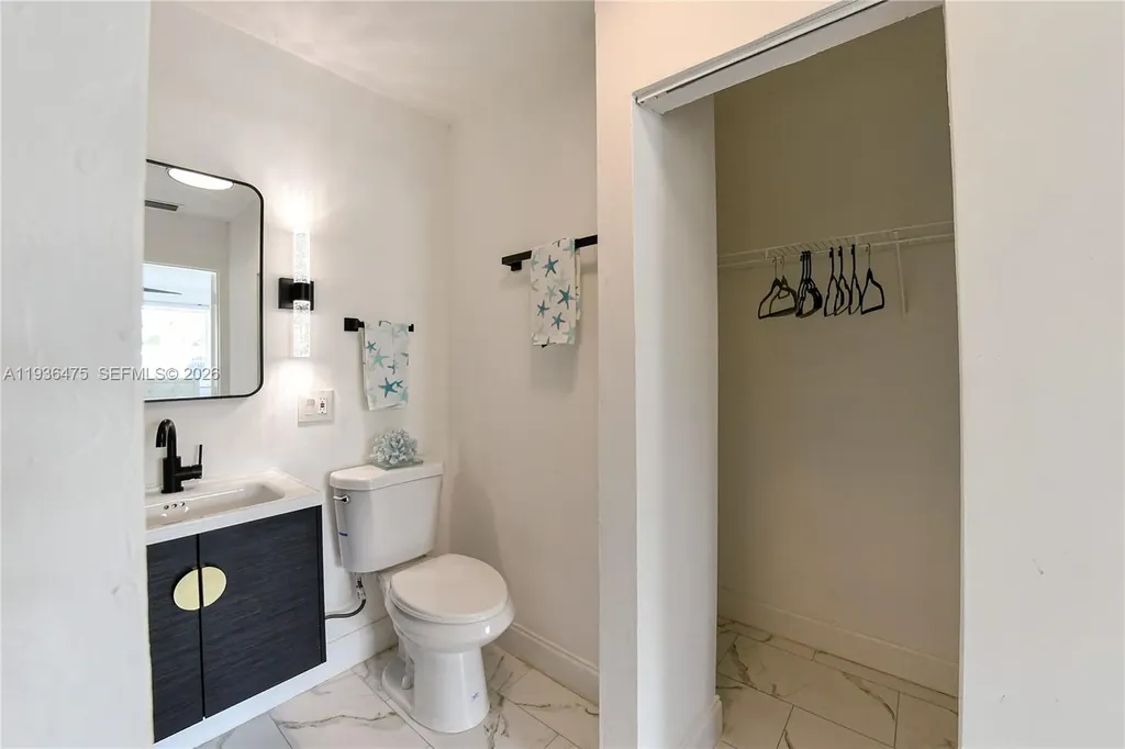 1032 NW 11th Place Fort Lauderdale FL 33311