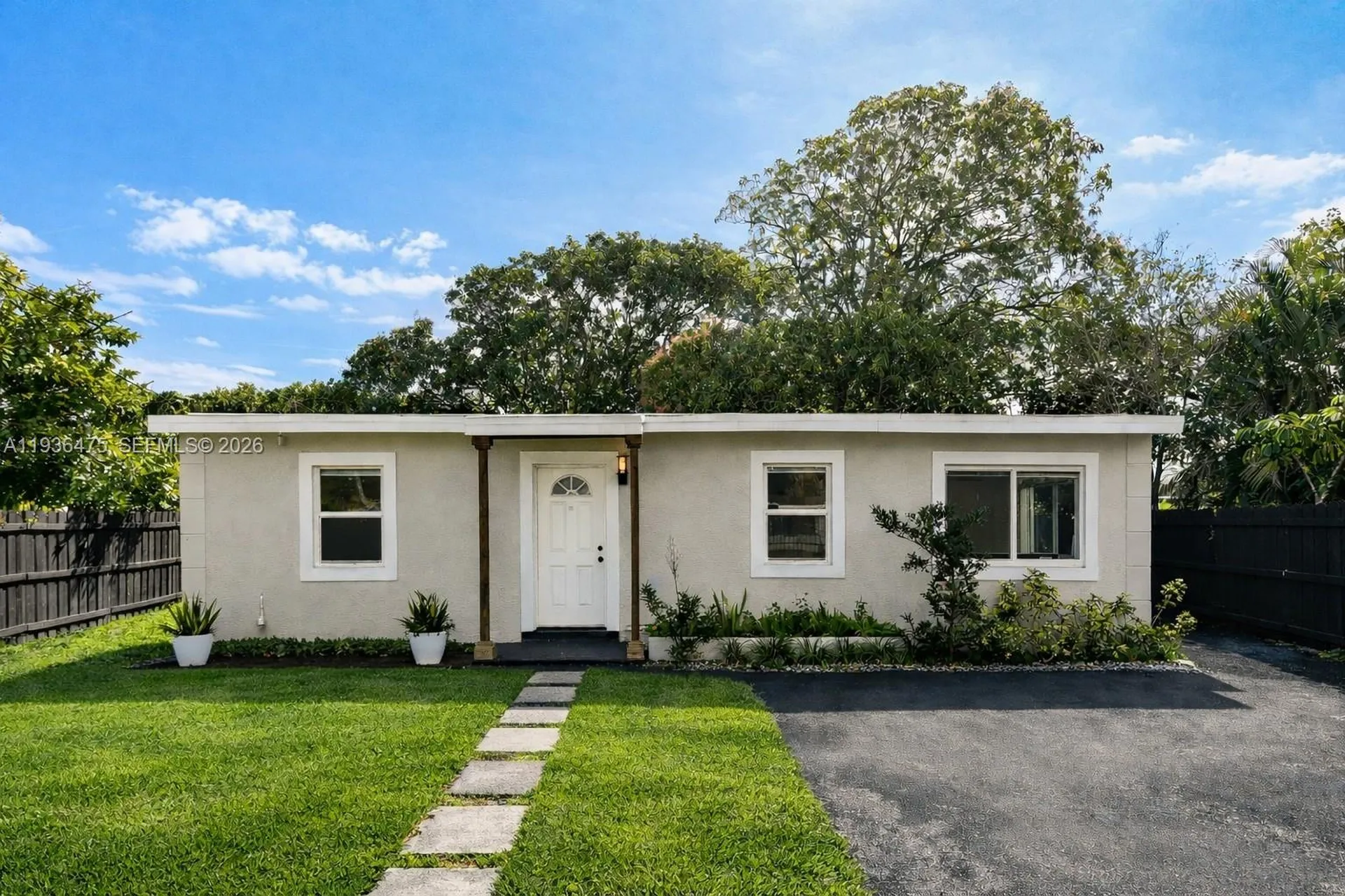 1032 NW 11th Place Fort Lauderdale FL 33311