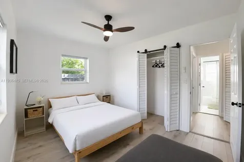 1032 NW 11th Place Fort Lauderdale FL 33311