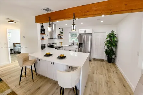 1032 NW 11th Place Fort Lauderdale FL 33311