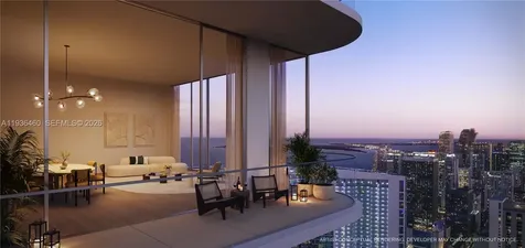 175 NE 10 Street Miami FL 33132