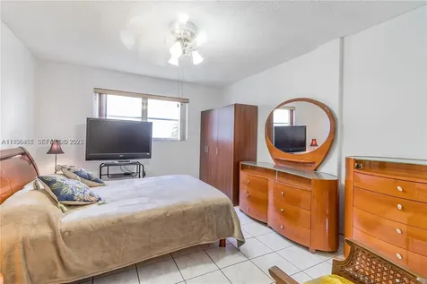 730 Pennsylvania Avenue Miami Beach FL 33139