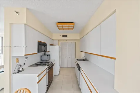 19195 NE 36th Court Aventura FL 33180