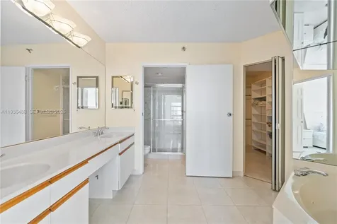19195 NE 36th Court Aventura FL 33180