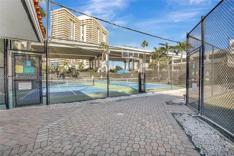 19195 NE 36th Court Aventura FL 33180