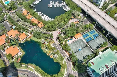 19195 NE 36th Court Aventura FL 33180