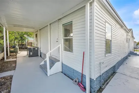19800 SW 180th Avenue Lot 222 Miami FL 33187