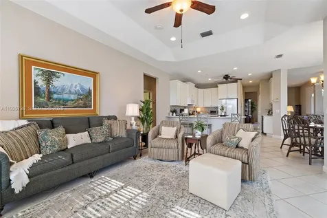 8185 SE Double Tree Drive Hobe Sound FL 33455