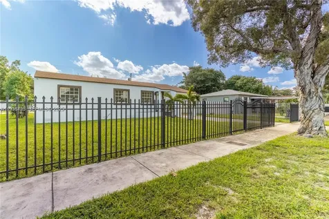 1430 NW 87th Terrace Miami FL 33147