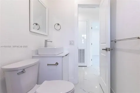 1430 NW 87th Terrace Miami FL 33147