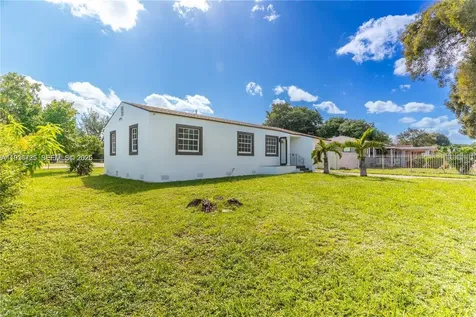 1430 NW 87th Terrace Miami FL 33147