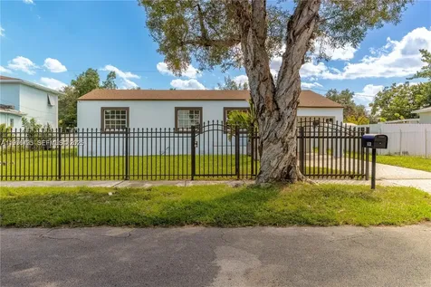 1430 NW 87th Terrace Miami FL 33147