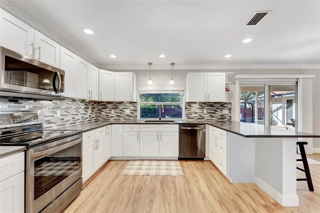 2540 NW 115th Drive Coral Springs FL 33065