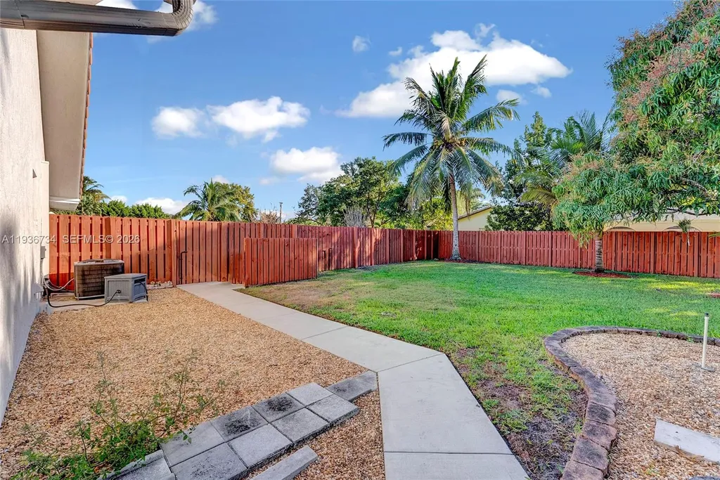 2540 NW 115th Drive Coral Springs FL 33065