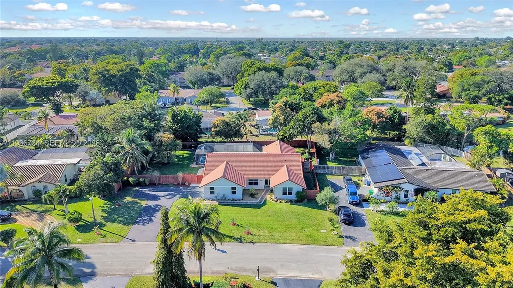 2540 NW 115th Drive Coral Springs FL 33065