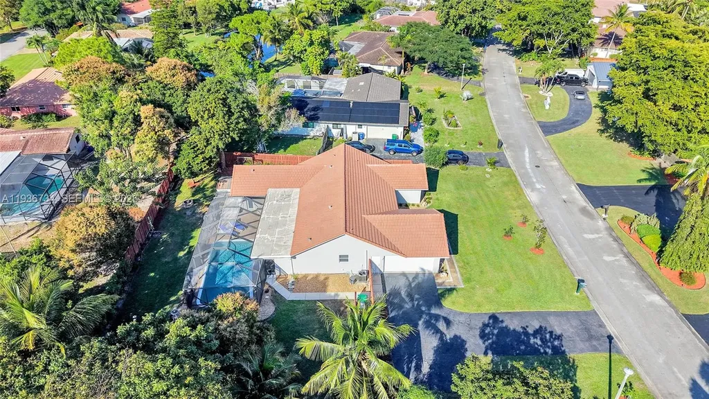 2540 NW 115th Drive Coral Springs FL 33065