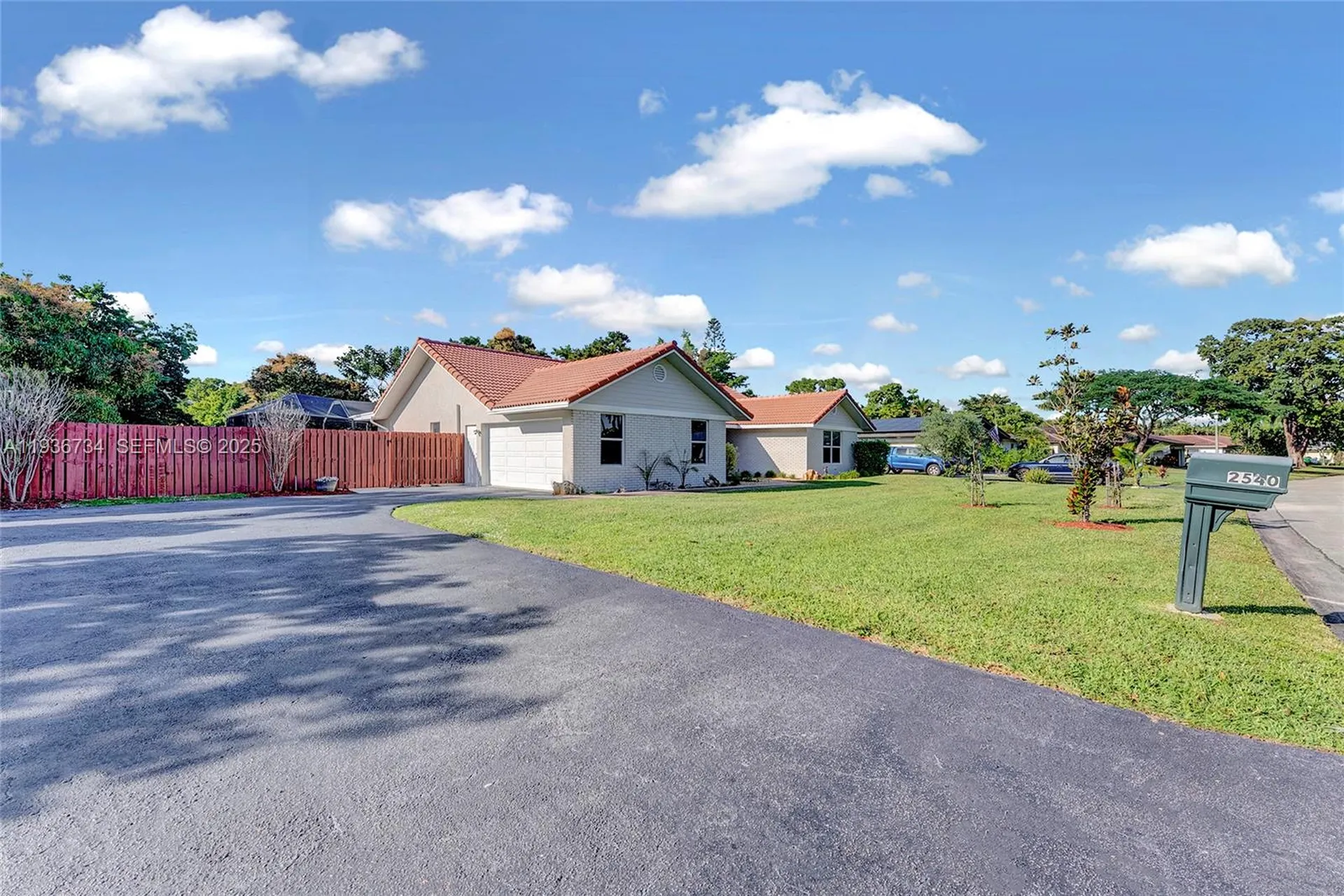 2540 NW 115th Drive Coral Springs FL 33065