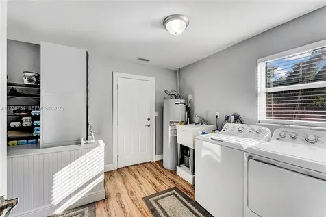 2540 NW 115th Drive Coral Springs FL 33065
