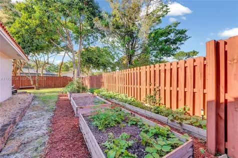 2540 NW 115th Drive Coral Springs FL 33065
