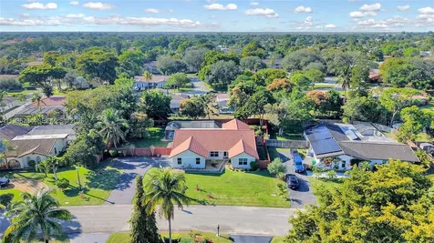 2540 NW 115th Drive Coral Springs FL 33065