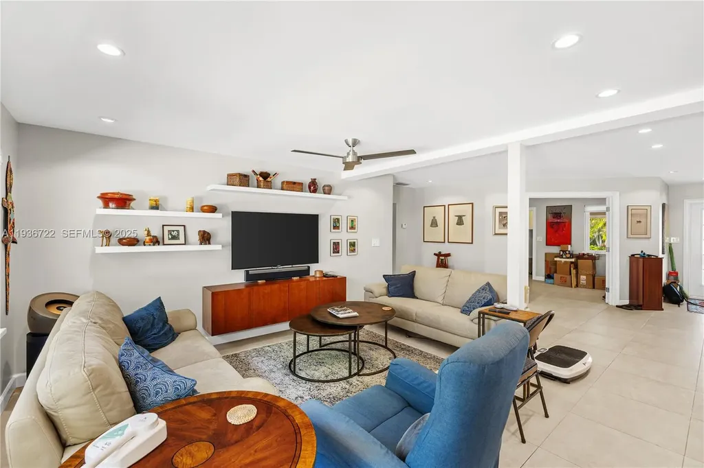 6240 NE 20th Way Fort Lauderdale FL 33308