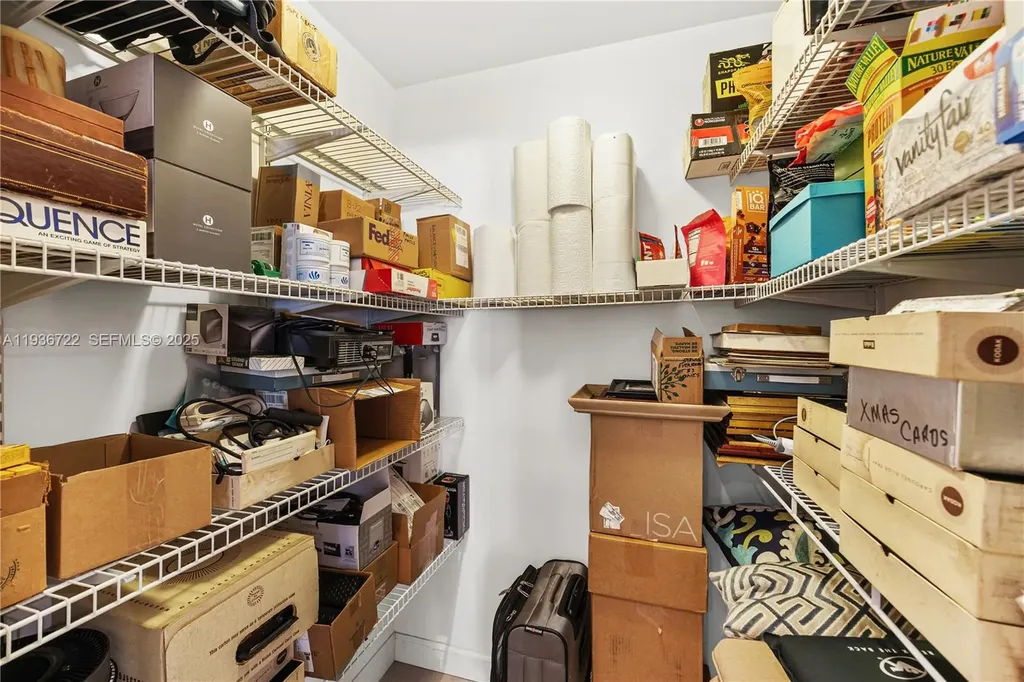 6240 NE 20th Way Fort Lauderdale FL 33308