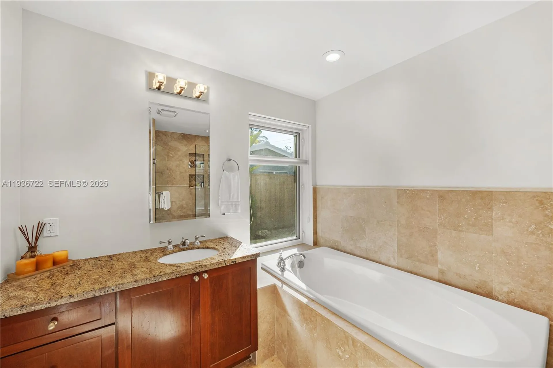 6240 NE 20th Way Fort Lauderdale FL 33308