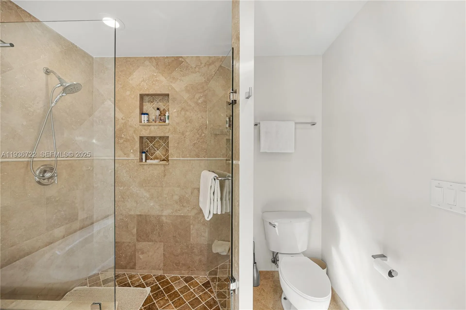 6240 NE 20th Way Fort Lauderdale FL 33308