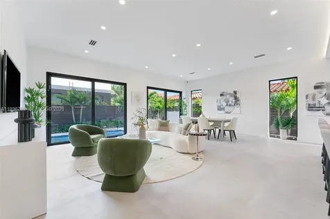 2435 NE 18th Street Fort Lauderdale FL 33305