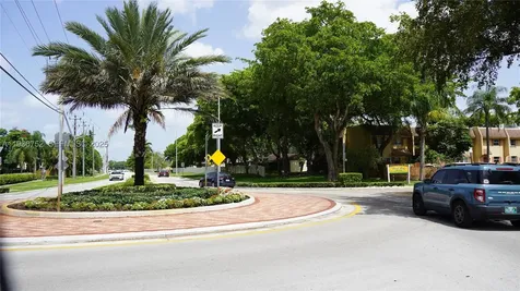 7175 Nova Drive Davie FL 33317