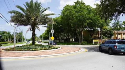 7175 Nova Drive Davie FL 33317