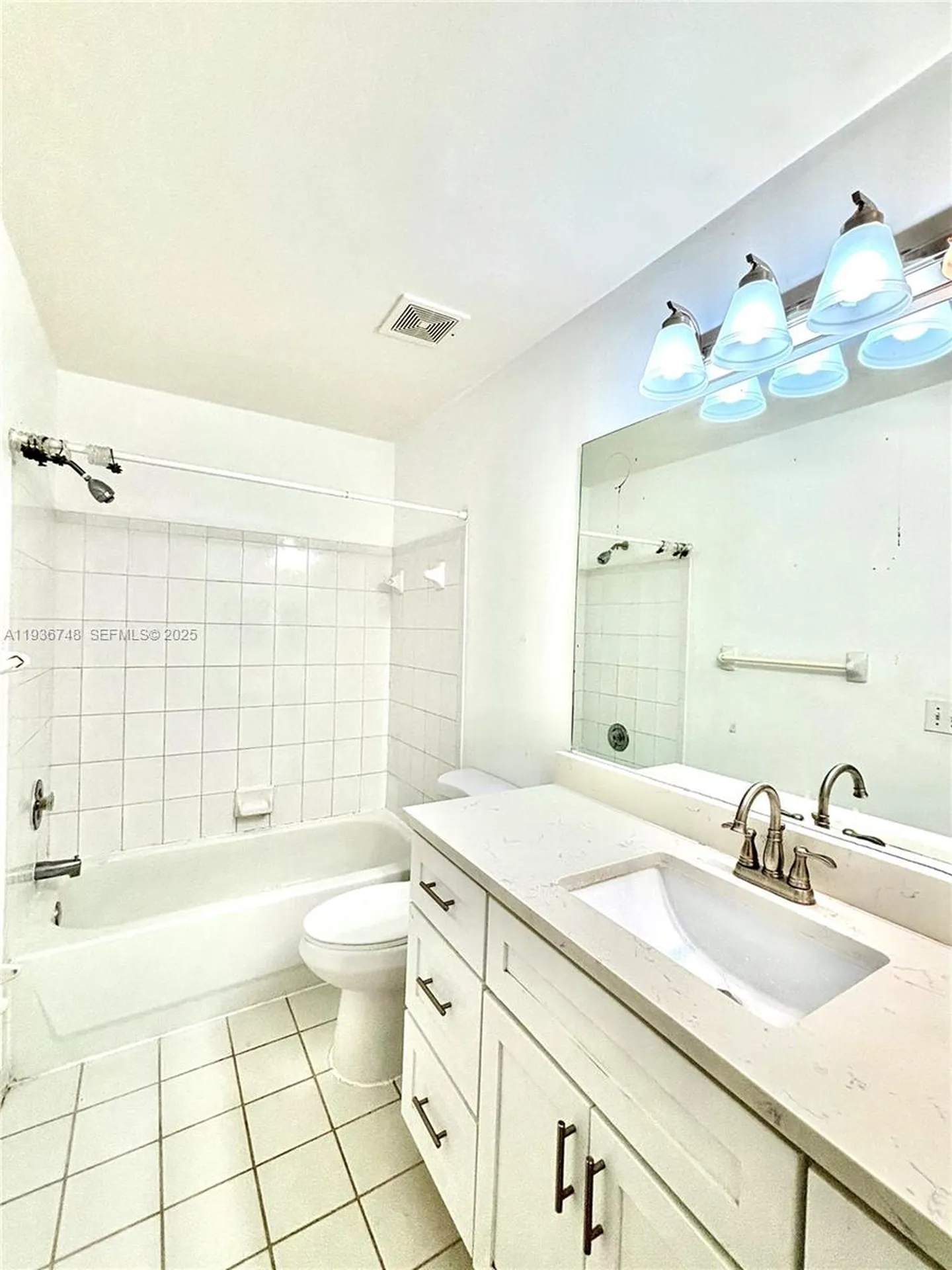 306 NW 115th Way Coral Springs FL 33071