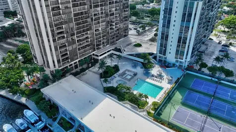 1901 Brickell Avenue Miami FL 33129