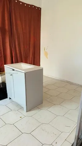5000 NW 36th Street Lauderdale Lakes FL 33319