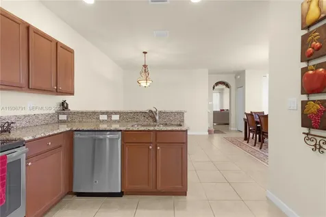 16789 SW 96th Street Miami FL 33196