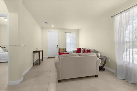 16789 SW 96th Street Miami FL 33196