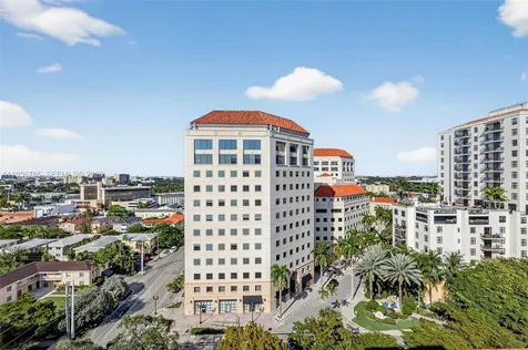 911 E Ponce De Leon Boulevard Coral Gables FL 33134
