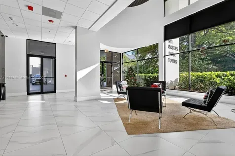 911 E Ponce De Leon Boulevard Coral Gables FL 33134