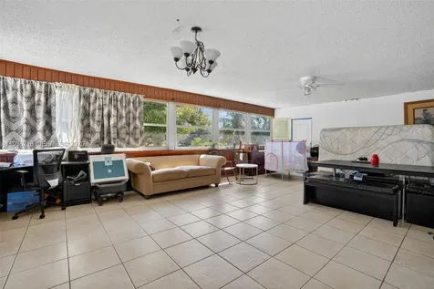 19641 Sterling Drive Cutler Bay FL 33157