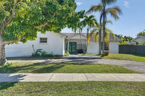 19641 Sterling Drive Cutler Bay FL 33157