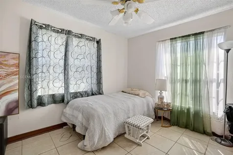 19641 Sterling Drive Cutler Bay FL 33157