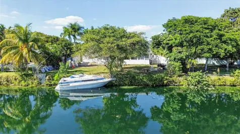 19641 Sterling Drive Cutler Bay FL 33157