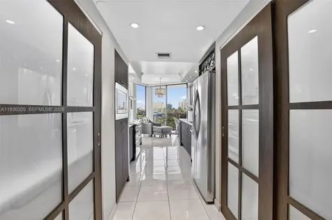 20281 E Country Club Drive Aventura FL 33180
