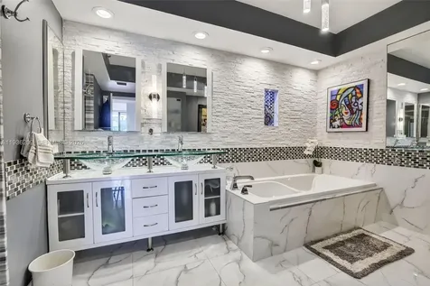 20281 E Country Club Drive Aventura FL 33180