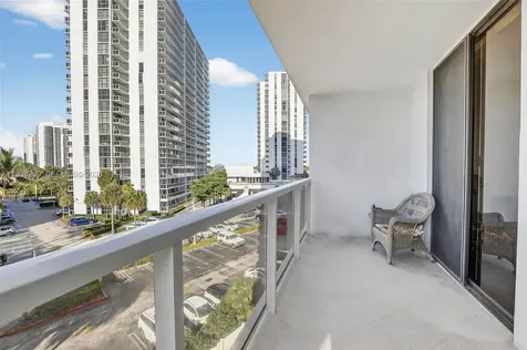 20281 E Country Club Drive Aventura FL 33180