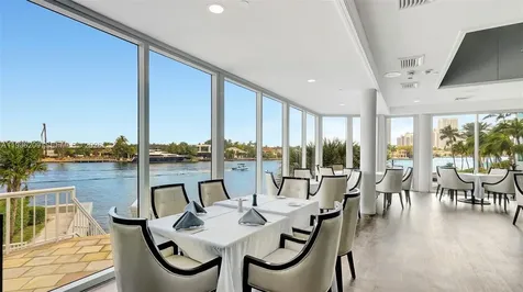 20281 E Country Club Drive Aventura FL 33180