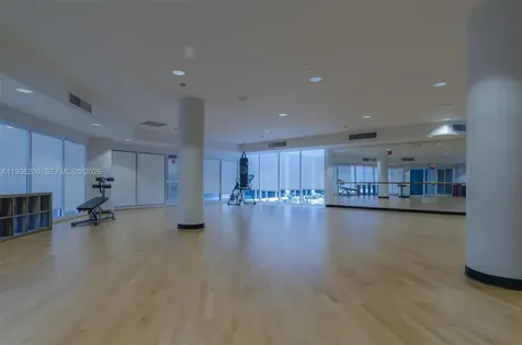 20281 E Country Club Drive Aventura FL 33180